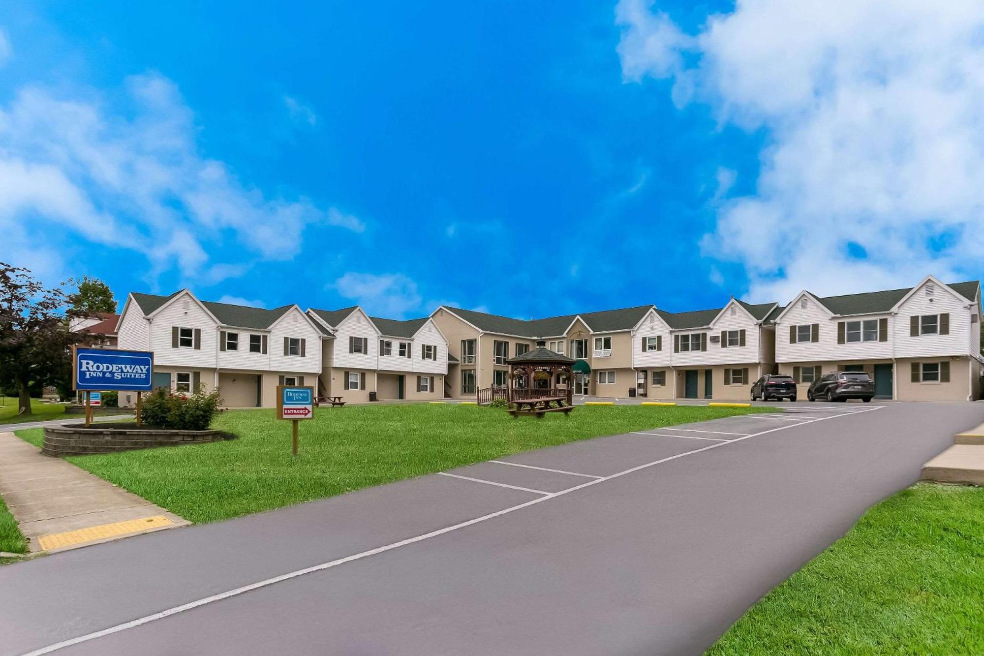 Rodeway Inn & Suites Hershey Extérieur photo
