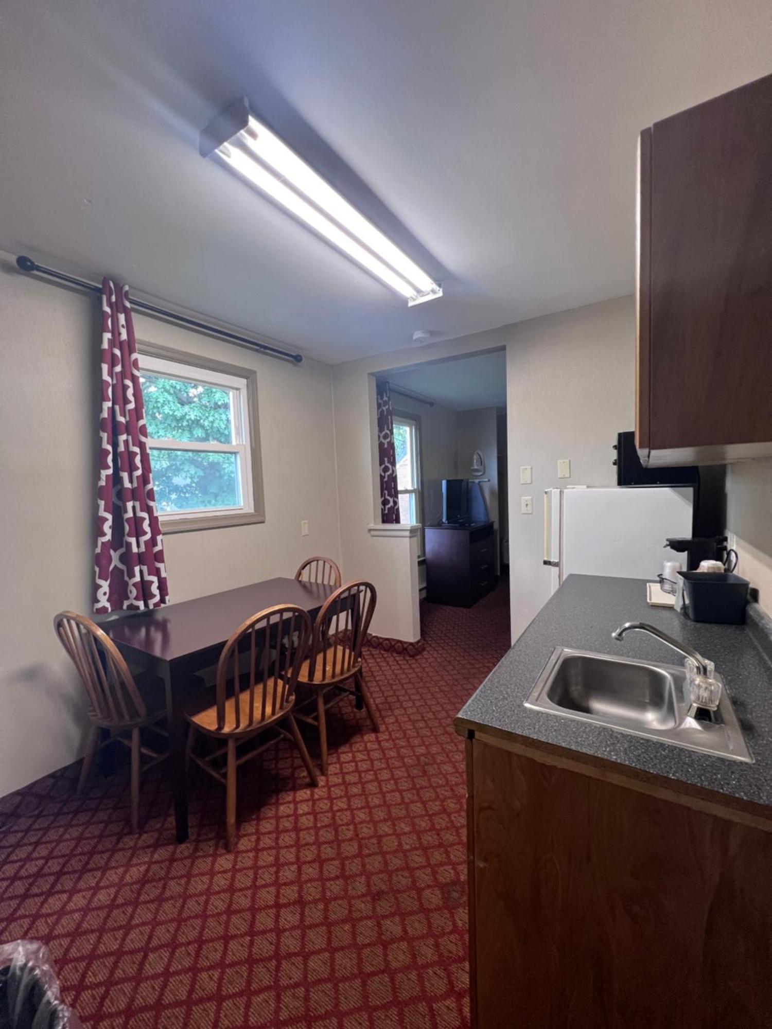 Rodeway Inn & Suites Hershey Extérieur photo