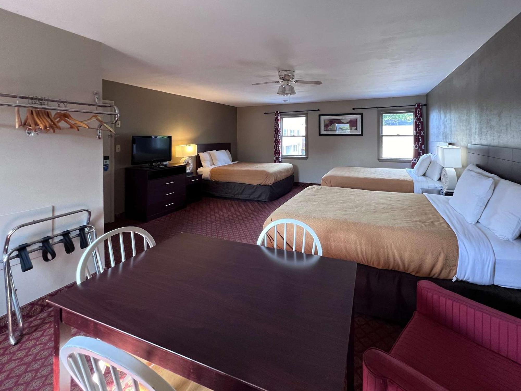 Rodeway Inn & Suites Hershey Extérieur photo